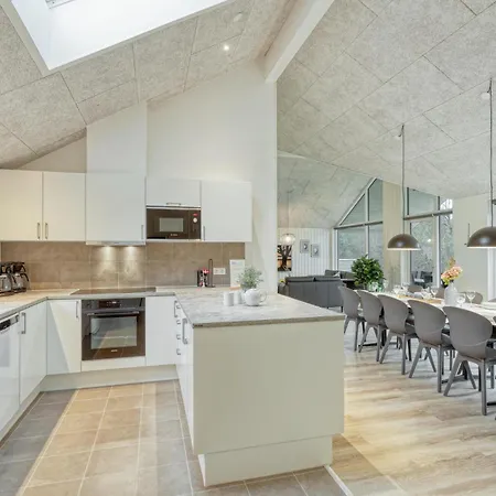 Beautiful In With Sauna *