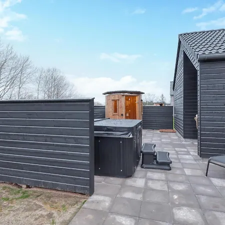 Beautiful In With Sauna