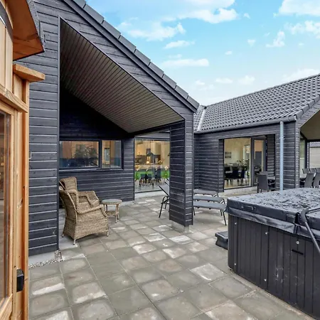 Beautiful In With Sauna Hébergement de vacances *